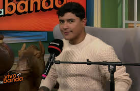 Vivo Pa'La Banda season-1: Los amigos intensos en la peda