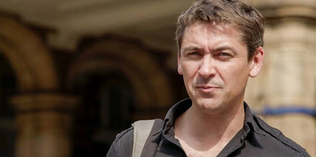 11:00 PM: Scam City: Don't Get Caught Out! | Paramount | 11/12 2025