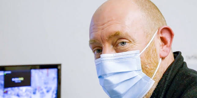 Shoplifters & Scammers: At War With The Law