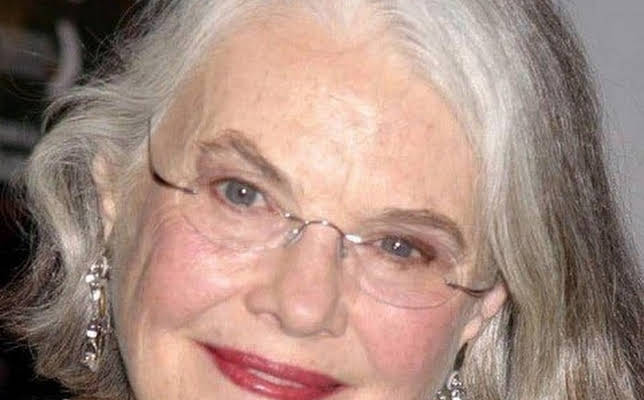 Lois Smith