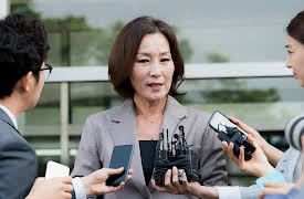 Lawless Lawyer: Episode 11