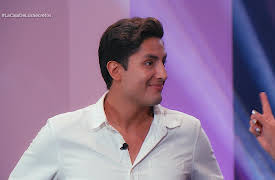 La Caja de Los Secretos season-1: La Caja de Los Secretos - Soltero Israel