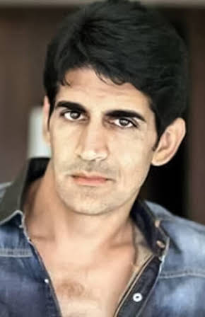 Rahul Singh as 