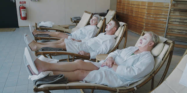 13:35: Elsker, elsker ikke (S1 E16) (S1) | VOX | 10/31 2025