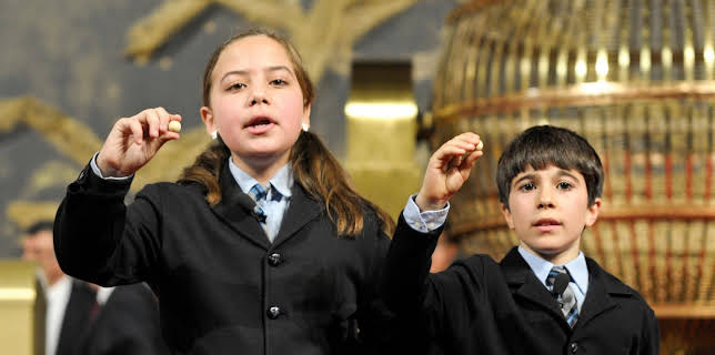 21:45: Die verrückteste Lotterie der Welt | ARD Alpha | 12/4 2025