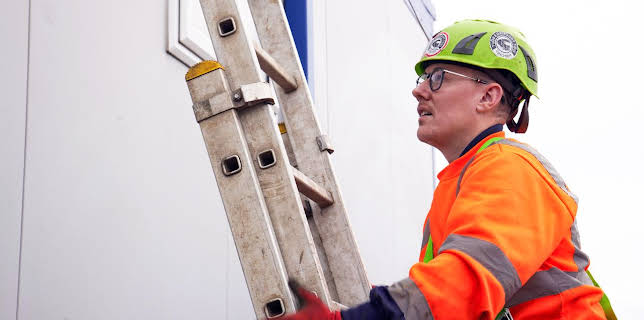 4:00 PM: Trucking Heavy (S3 E14) (S3) | Paramount | 3/19 2026