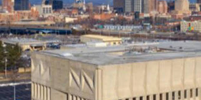 06:00: Renovando la ingeniería: Episodio 1 | Discovery Max | 12/22 2025