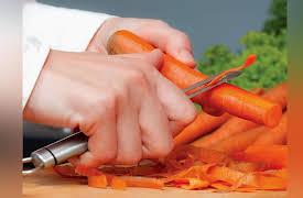 The Everyday Gourmet: Rediscovering the Lost Art of Cooking: Your Most Essential Tool-Knives