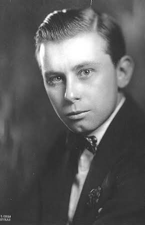 Percy Helton as 