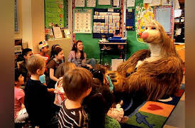 It's a Big Big World: On the Road, Season 1: At Wainscott Common School
