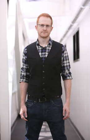 Steve Hofstetter as 