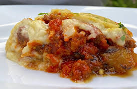 Symon's Dinners Cooking Out, Season 1: Meats and Sweets Feel the Heat