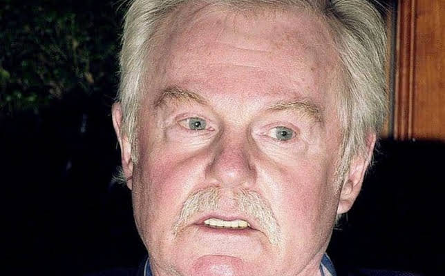 Derek Jacobi