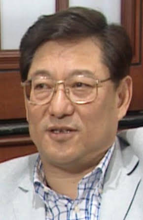 Ng Sze Yuen as Director