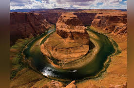 The National Geographic Guide to Landscape and Wildlife Photography: What’s in My Bag?