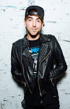 Alex Gaskarth som 