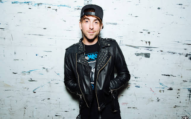Alex Gaskarth