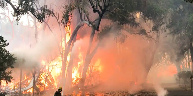 12:00 AM: World's Deadliest Weather: Caught on Camera | Paramount | 1/20 2026