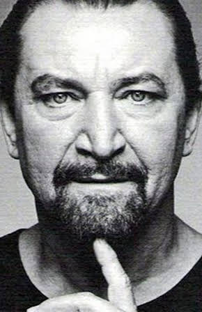 Maurice Béjart as 