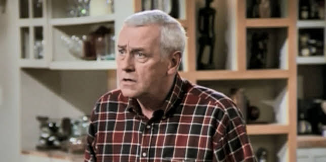 9:40 AM: Frasier | Channel 4 | 12/12 2025