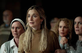 Station Eleven, Season 1: The Severn City Airport