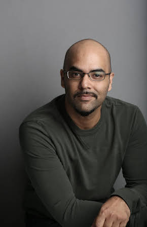Naveen Kaushik as 