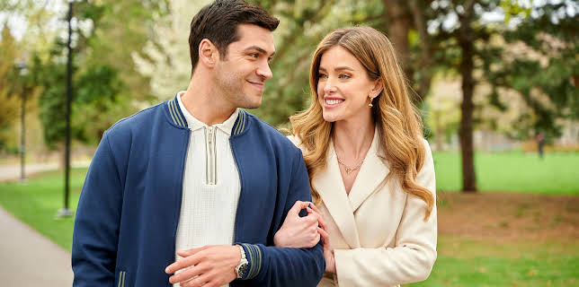 12:00: A Bestselling Kind of Love | Viasat Film Hits | 2/5 2026