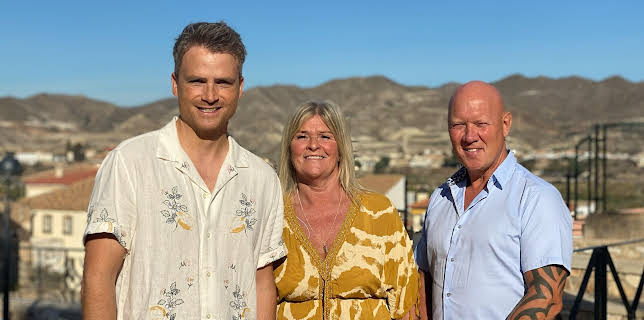 6:00 PM: New: A Place in the Sun | Channel 4 | 1/28 2026