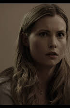 Harriet MacMasters-Green as 