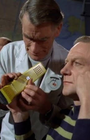 Duncan Macrae as MacDougal