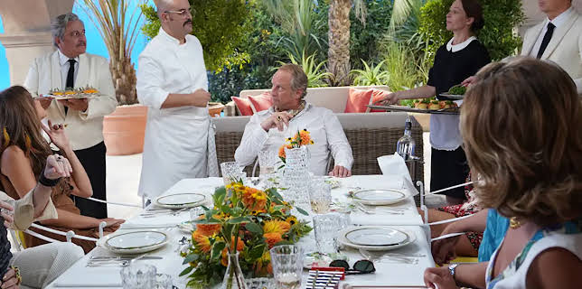 Mystery in St Tropez (2022)