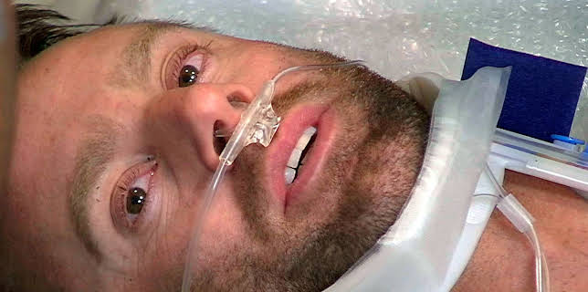 11:05 PM: 24 Hours in A&E | More 4 | 12/10 2025