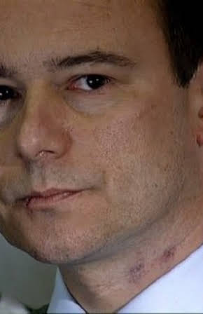 Andrew Lancel as 