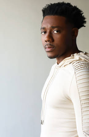 Nate Walker as Mad Cash 
  
  
  (as Nathan Walker)