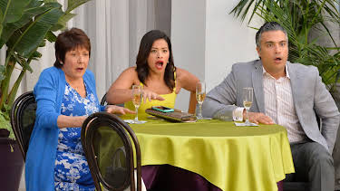 11:30: Jane the Virgin (S4 E12) (S4) | Viasat Series | 8/17 2026