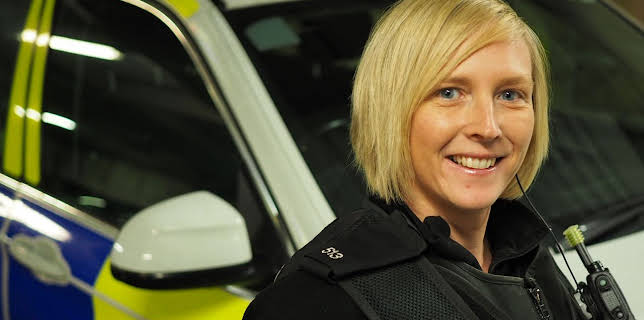 9:40 AM: Police Interceptors (S17 E1) (S17) | Paramount | 1/29 2026