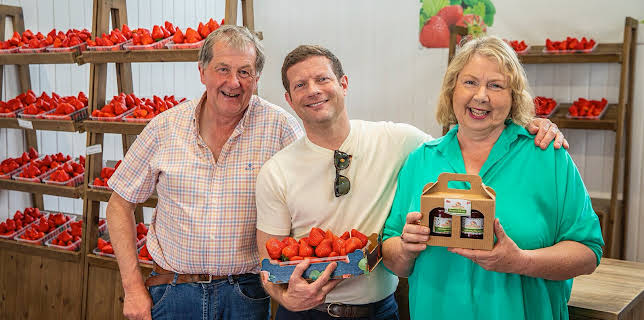 3:00 AM: Dermot O'Leary's Taste of Ireland (S1 E1) (S1) | ITV4 | 2/11 2026