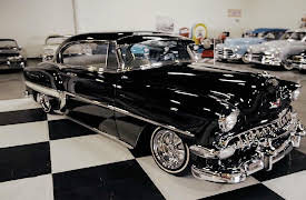 Lowrider Roll Models: Albert Gutierrez