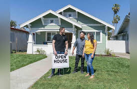 Flipping 101 with Tarek El Moussa, Season 1: Shared Driveways, Slim Margins