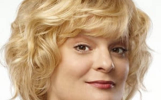 Martha Plimpton