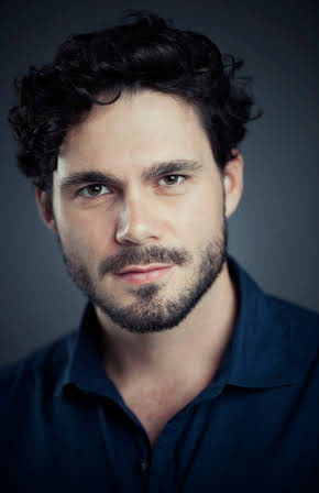 Francis Chouler as Artie Warrington
