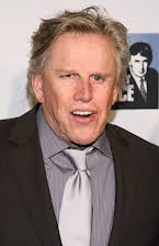 Gary Busey como 