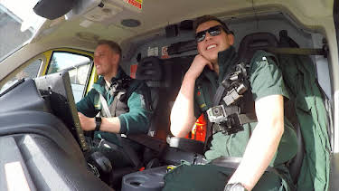 1:00 AM: Inside The Ambulance (S5 E1) (S5) | W | 1/6 2026