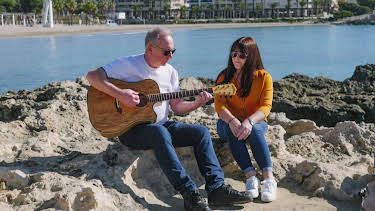 6:00 PM: Sun, Sea and Selling Houses | Channel 4 | 6/16 2026