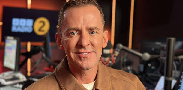 Scott Mills Faces Potential Stripping of Honorary Doctorate Following BBC Dismissal