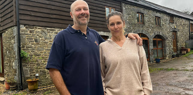 6:15 PM: Four in a Bed | More 4 | 11/2 2025