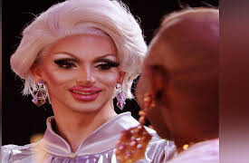 Untucked: RuPaul's Drag Race Season 9: Episode 909