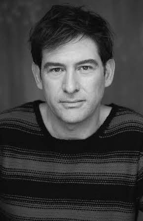 Alejandro Cuétara as 