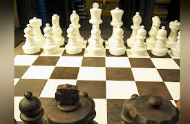 Little Chocolatiers: Checkmate Chocolate