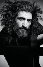 Numan Acar como 